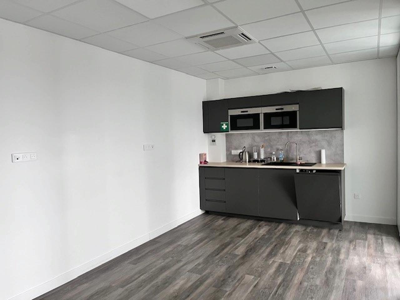 Bureau Pringy 220m² Location bureau Pringy Haute-Savoie OLBUR2531950 0